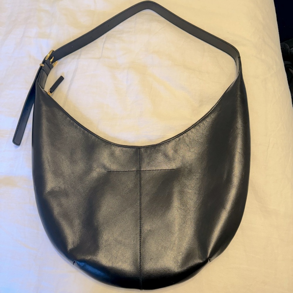 Madewell Essential curve shoulder bag